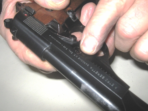 Beretta 81 - 3